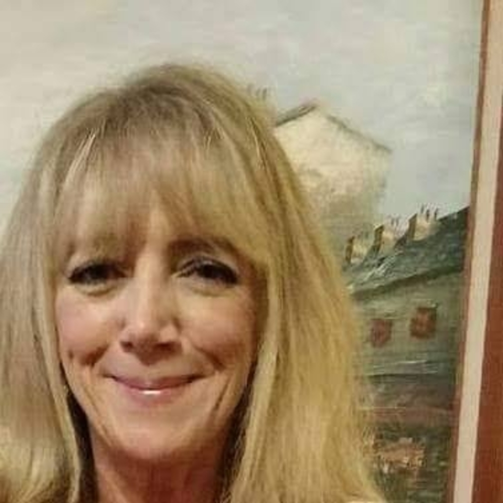 Meet your Posher, Angie